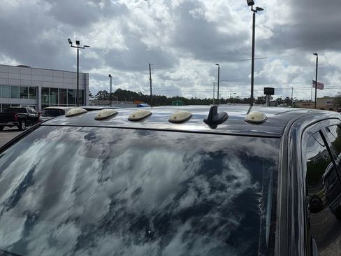 Used 2018 RAM 3500 SLT w/ Luxury Group image 26