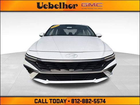 Used 2024 Hyundai Elantra SEL FWD image 11