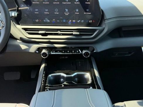 New 2026 Chevrolet Silverado EV LT image 10