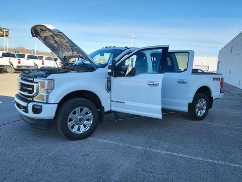 Used 2022 Ford F250 Platinum AWD/4WD image 10