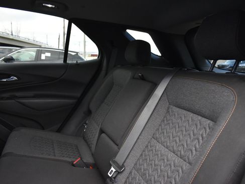 Used 2024 Chevrolet Equinox LT image 16