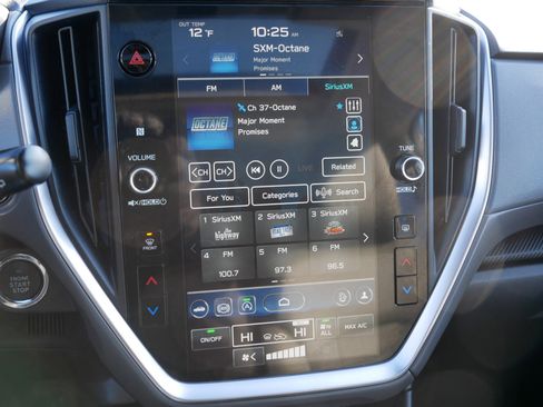 Used 2024 Subaru Crosstrek 2.0i Premium image 22