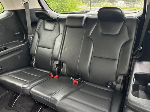 Used 2021 Kia Telluride LX FWD image 12