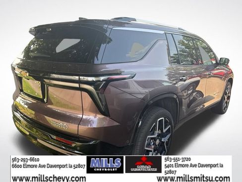 Used 2026 Chevrolet Traverse High Country w/ LPO, Floor Liner Package FWD image 3