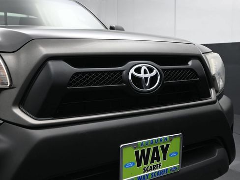 Used 2012 Toyota Tacoma 2WD Regular Cab image 5
