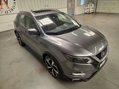 Used 2021 Nissan Rogue Sport SL w/ Premium Package AWD/4WD image 11
