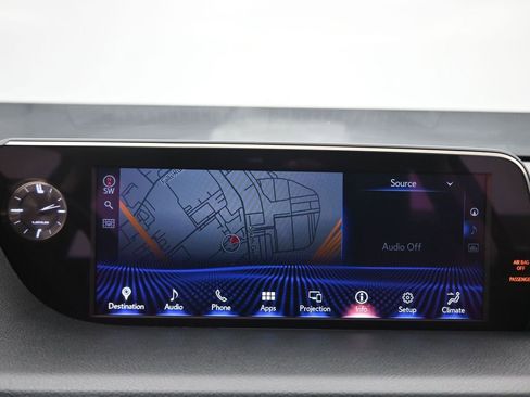 Used 2020 Lexus ES 300h w/ Accessory Package FWD image 16