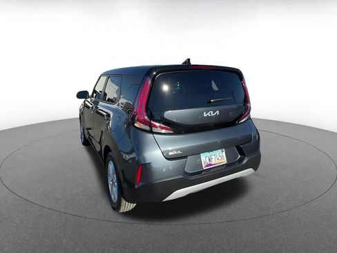 Used 2025 Kia Soul LX w/ LX Technology Package image 11