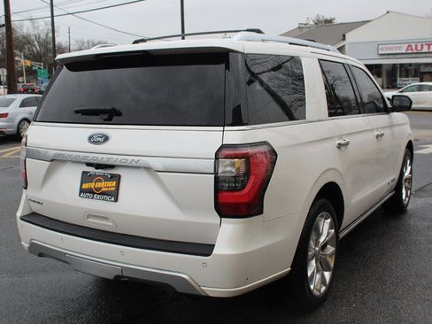 Used 2018 Ford Expedition Platinum image 3