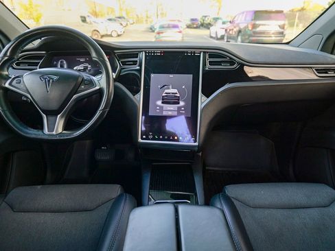 Used 2017 Tesla Model X 100D AWD/4WD image 38