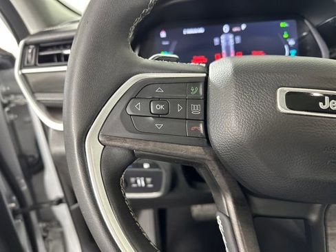 Used 2023 Jeep Grand Cherokee 4WD 4xe image 15