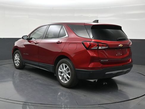 Used 2024 Chevrolet Equinox LT FWD image 3
