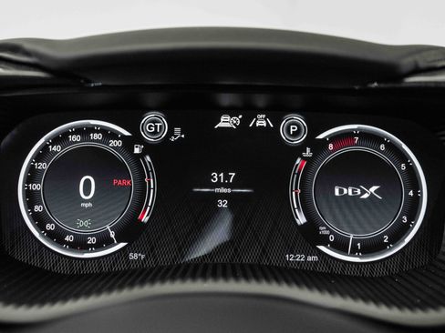 Used 2024 Aston Martin DBX 707 image 6