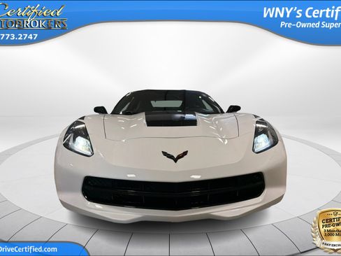 Used 2017 Chevrolet Corvette Stingray Coupe w/ Carbon Flash Badge Package RWD image 2
