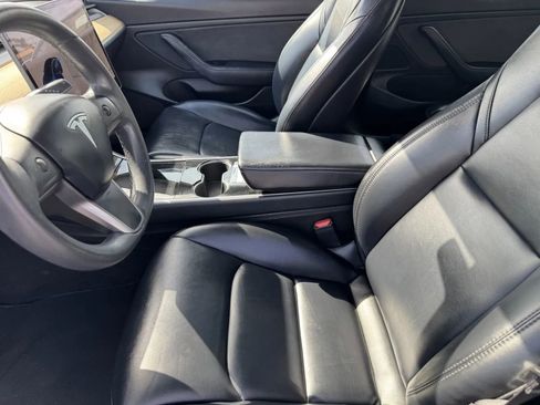 Used 2020 Tesla Model 3 Performance image 10