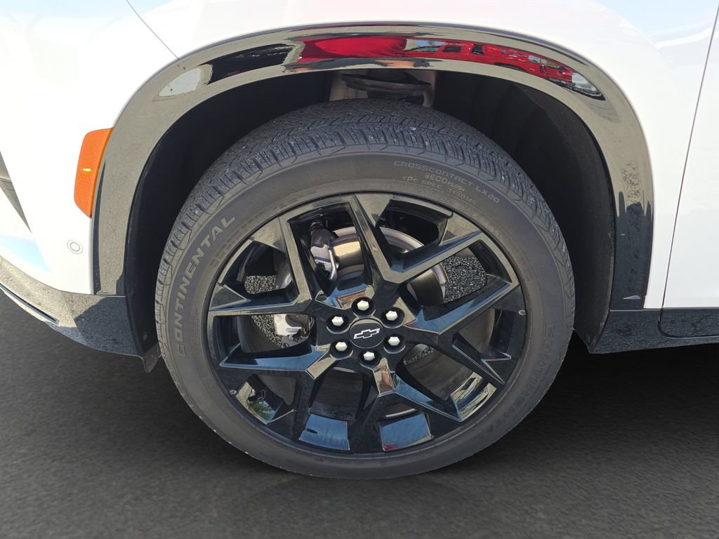 Used 2024 Chevrolet Traverse RS AWD/4WD image 4
