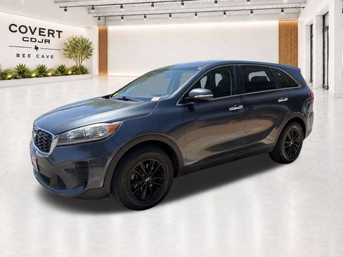 Used 2020 Kia Sorento FWD V6 image 4