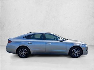 Used 2020 Hyundai Sonata Blue w/ Winter Weather Package FWD video 4