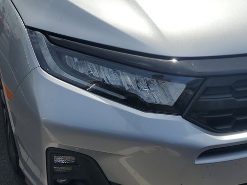 Used 2025 Honda Odyssey EX-L image 2