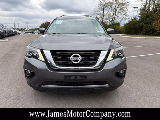 Used 2017 Nissan Pathfinder SL w/ SL Premium Package AWD/4WD image 4