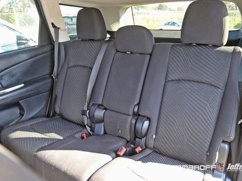 Used 2012 Dodge Journey SXT w/ Navigation & Sound Group I image 7