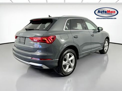 Used 2022 Audi Q3 2.0T Premium Plus image 2