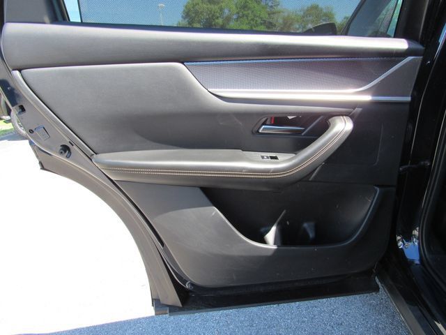 Used 2025 MAZDA CX-90 3.3 Turbo w/ Preferred Package AWD/4WD image 27