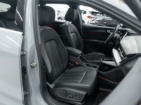 Used 2023 Audi Q4 e-tron Premium Plus w/ Premium Plus RWD image 11