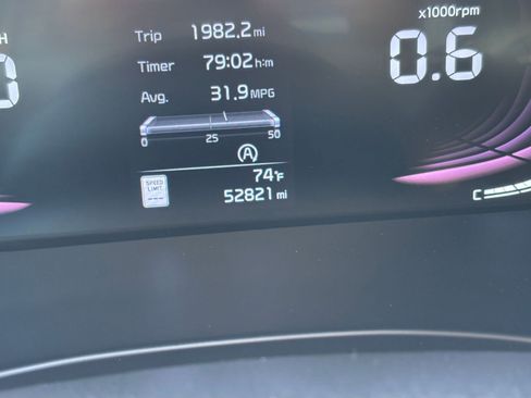 Used 2024 Kia Soul LX w/ Option Group 015 FWD image 38