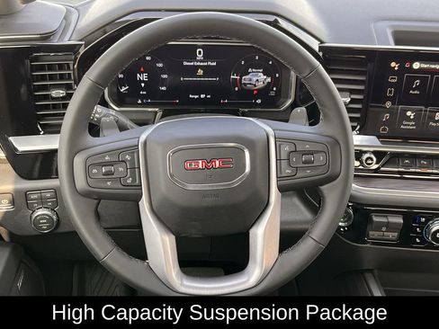 New 2026 GMC Sierra 1500 SLT image 8