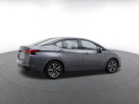 Used 2025 Nissan Versa SV FWD image 9
