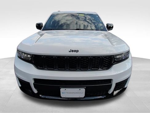 Used 2023 Jeep Grand Cherokee L Laredo AWD/4WD image 8