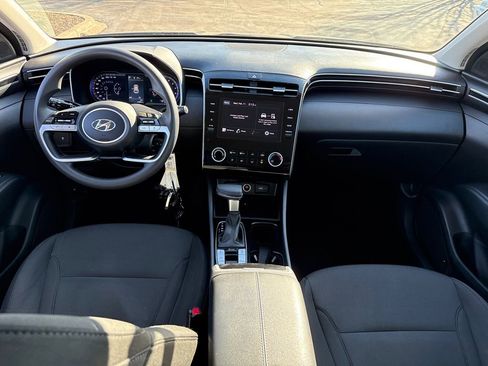 Used 2024 Hyundai Tucson SE image 26