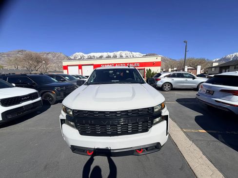 Used 2021 Chevrolet Silverado 1500 Custom Trail Boss w/ Safety Confidence Package AWD/4WD image 9