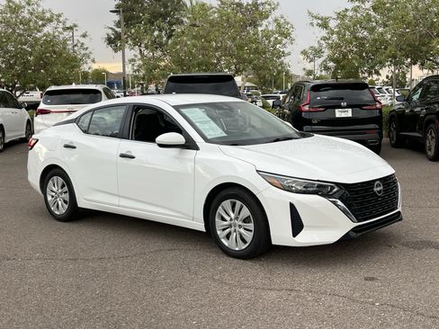 Used 2025 Nissan Sentra S FWD image 7