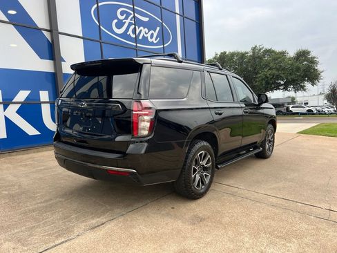 Used 2022 Chevrolet Tahoe Z71 w/ Luxury Package AWD/4WD image 9