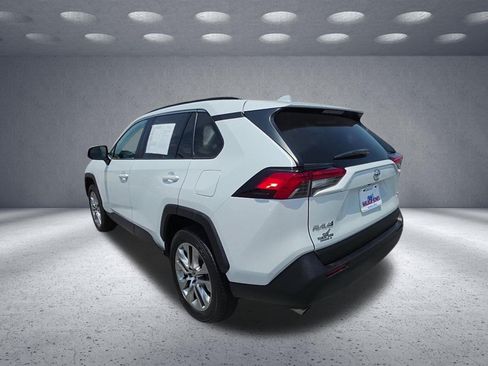 Used 2023 Toyota RAV4 XLE Premium FWD image 5