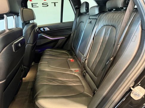 Used 2024 BMW X5 M60i AWD/4WD image 33