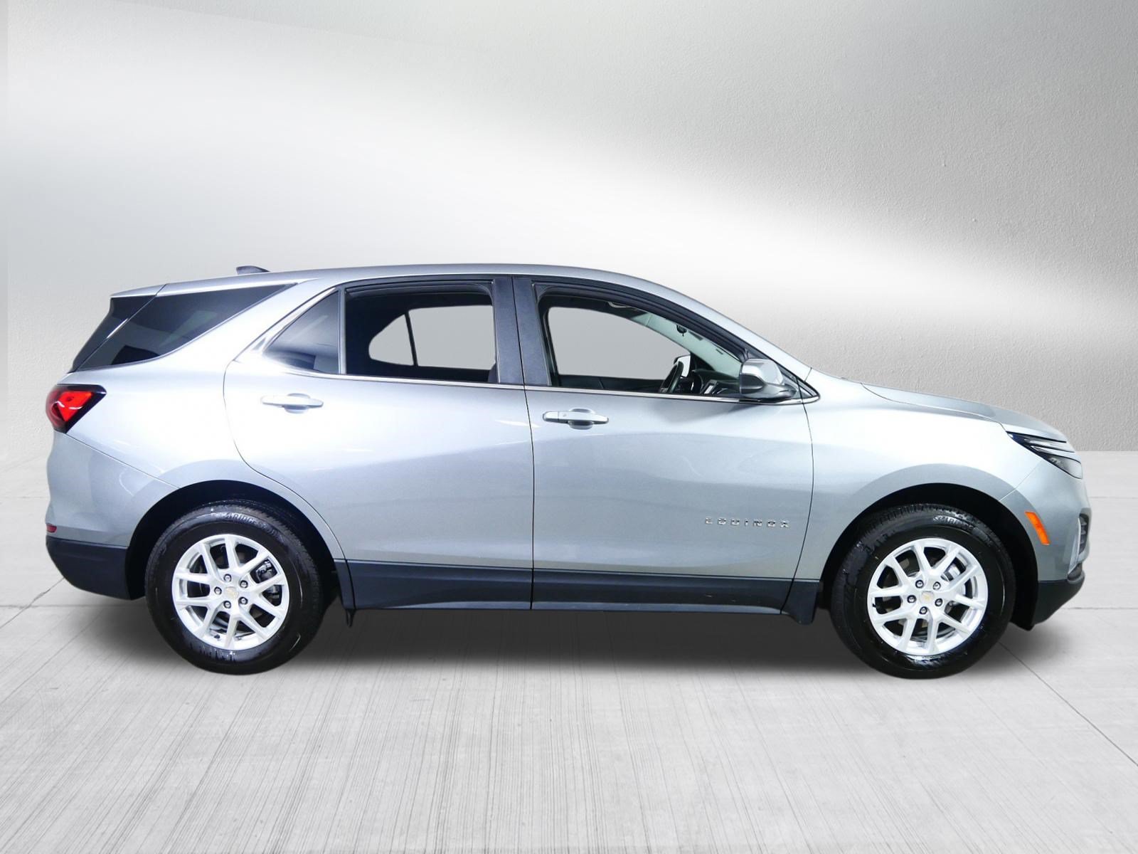 Used 2023 Chevrolet Equinox LT AWD/4WD image 8