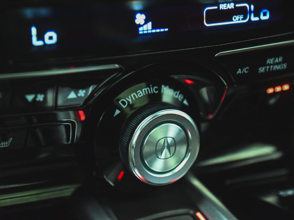 Used 2023 Acura MDX w/ Advance Package AWD/4WD image 31