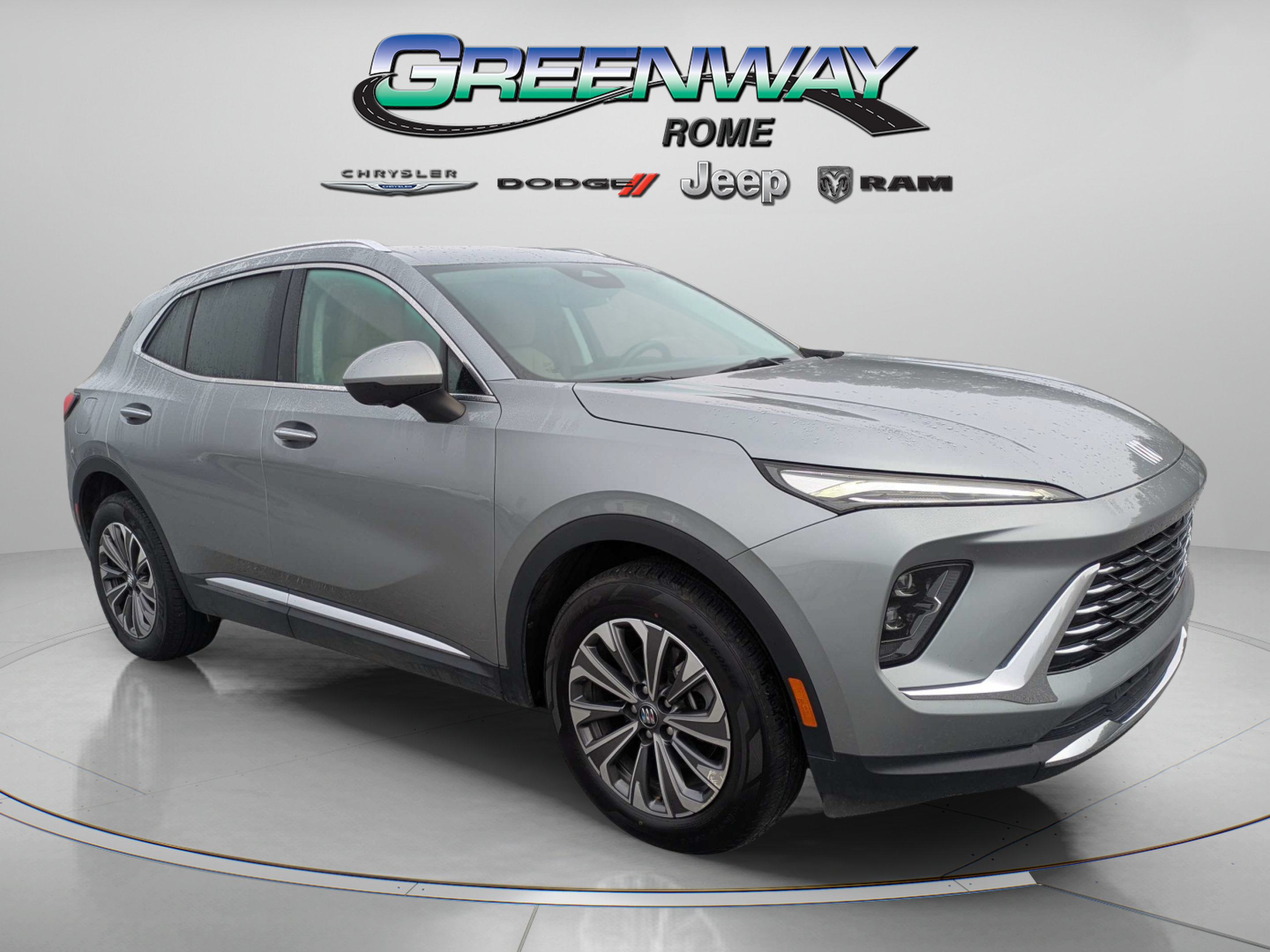 Used 2024 Buick Envision Preferred AWD/4WD image 2