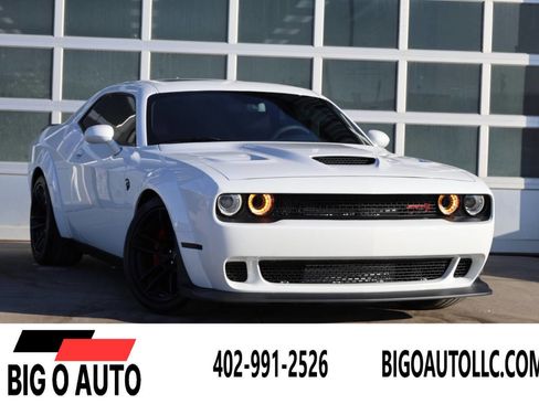 Used 2022 Dodge Challenger SRT Hellcat image 1