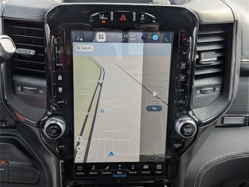 Used 2023 RAM 2500 Limited image 31