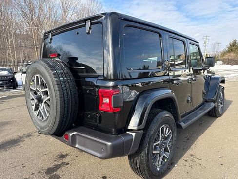 New 2026 Jeep Wrangler Sahara image 9