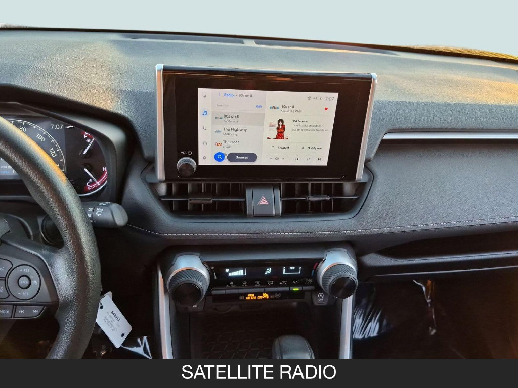 Used 2024 Toyota RAV4 LE AWD/4WD image 25