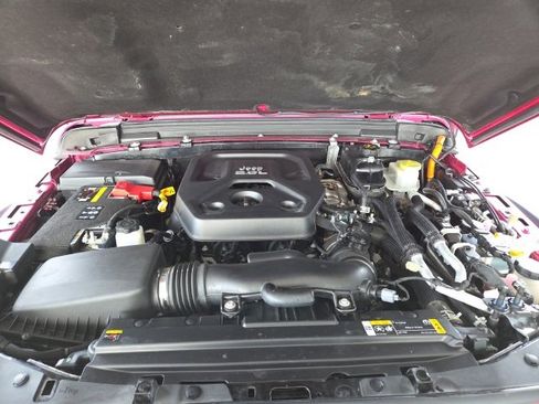 Used 2022 Jeep Wrangler Unlimited Rubicon 4xe w/ Dual Top Group image 83