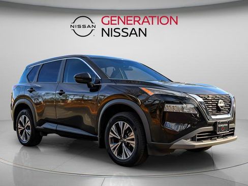 Certified 2022 Nissan Rogue SV image 1