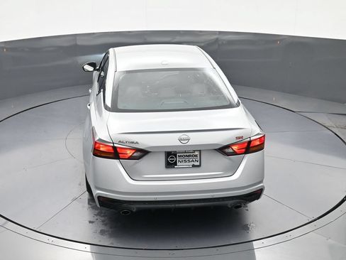 Certified 2025 Nissan Altima 2.5 SR FWD image 31