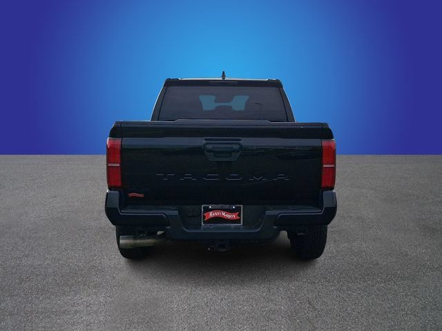 Used 2025 Toyota Tacoma TRD Off-Road AWD/4WD image 6