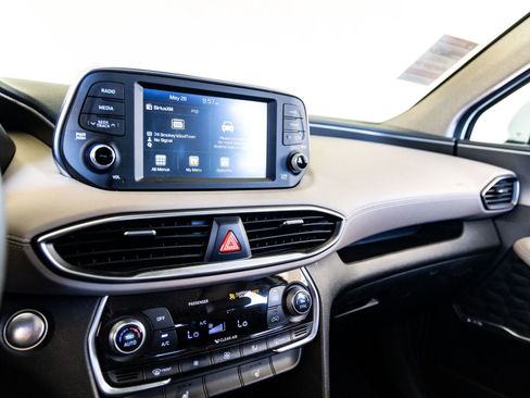 Used 2019 Hyundai Santa Fe Limited FWD image 24